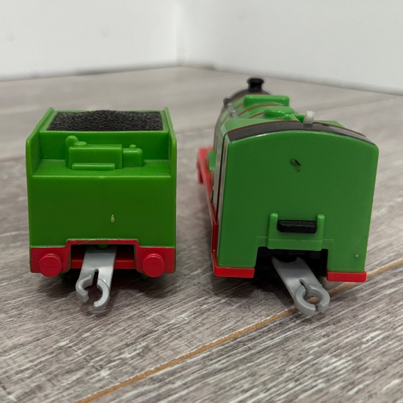 Trackmaster Motorized Henry and Tender - Works - Picture 5 of 9